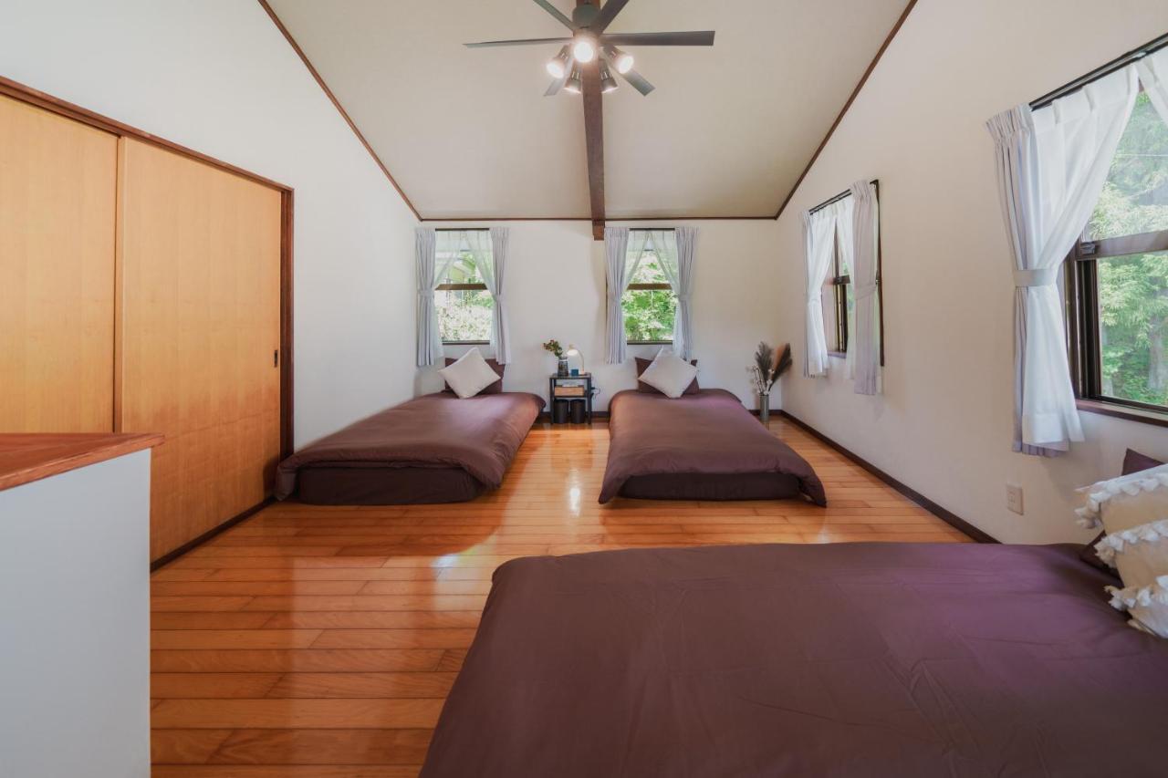 R-House 1St Villa Oshino Bagian luar foto
